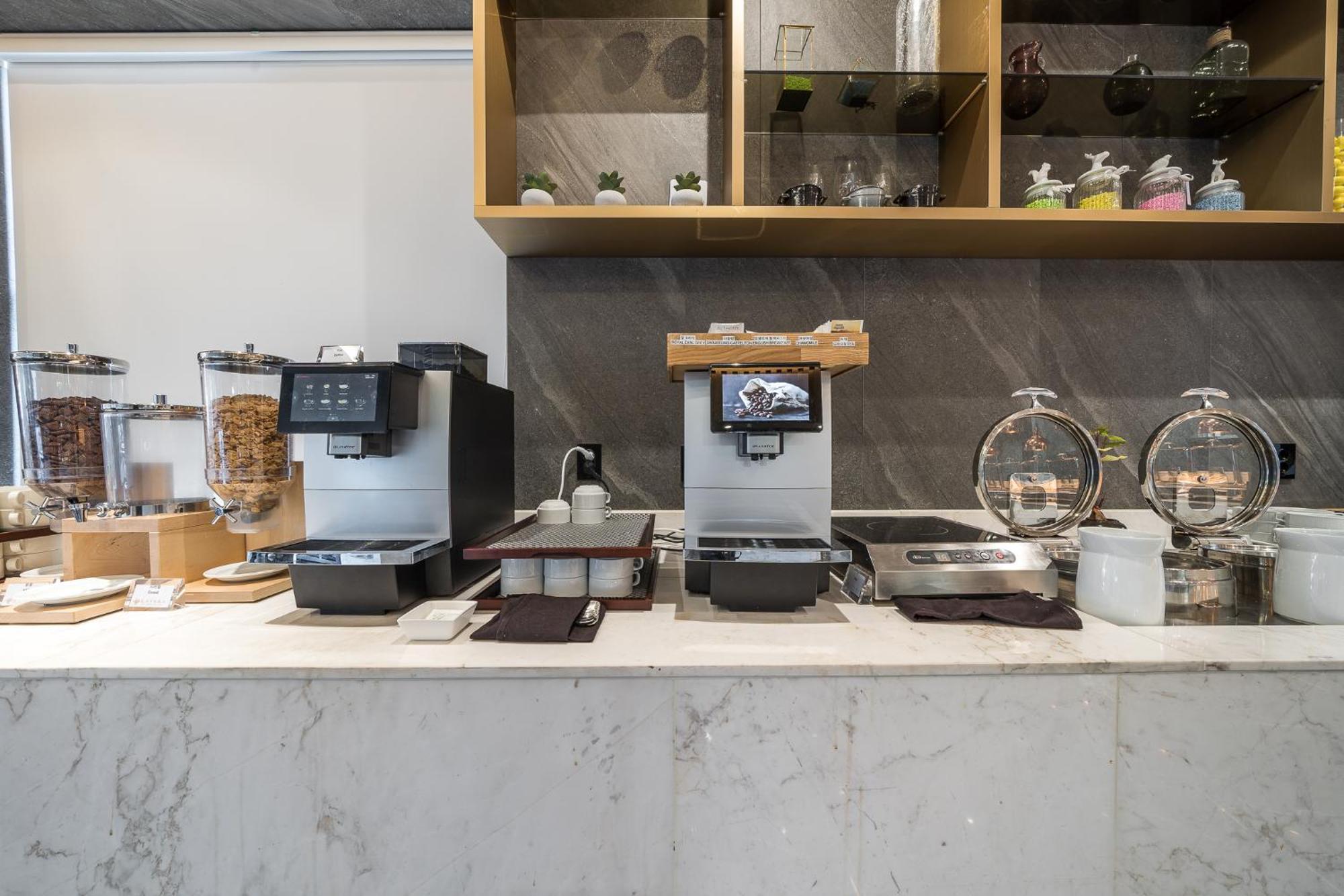 Layers Hotel Busan Hadan Екстериор снимка